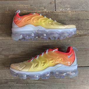 Vapormax plus hot sale sunrise